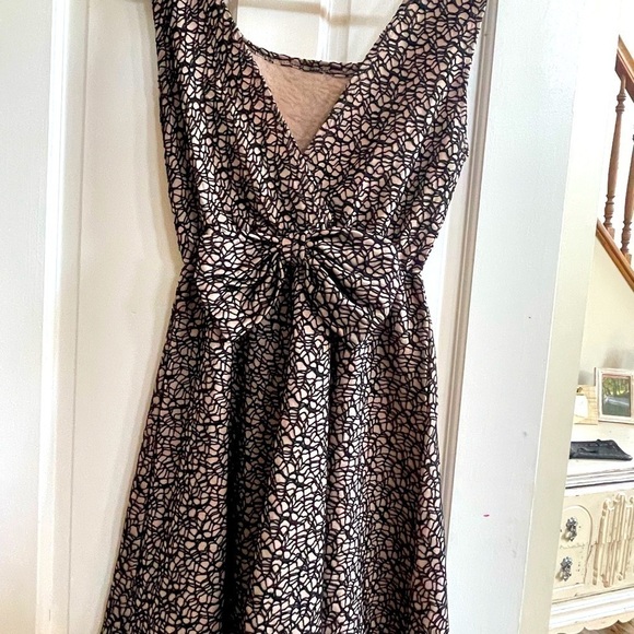 Spoiled size large cocktail dress. - Picture 2 of 4
